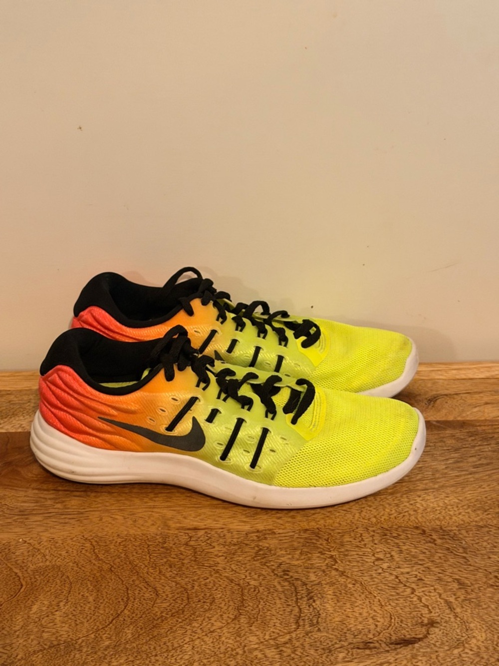 Nike Shoes Womens 7 Lunarstelos Running Sneakers Yellow and pink Lace Up Low